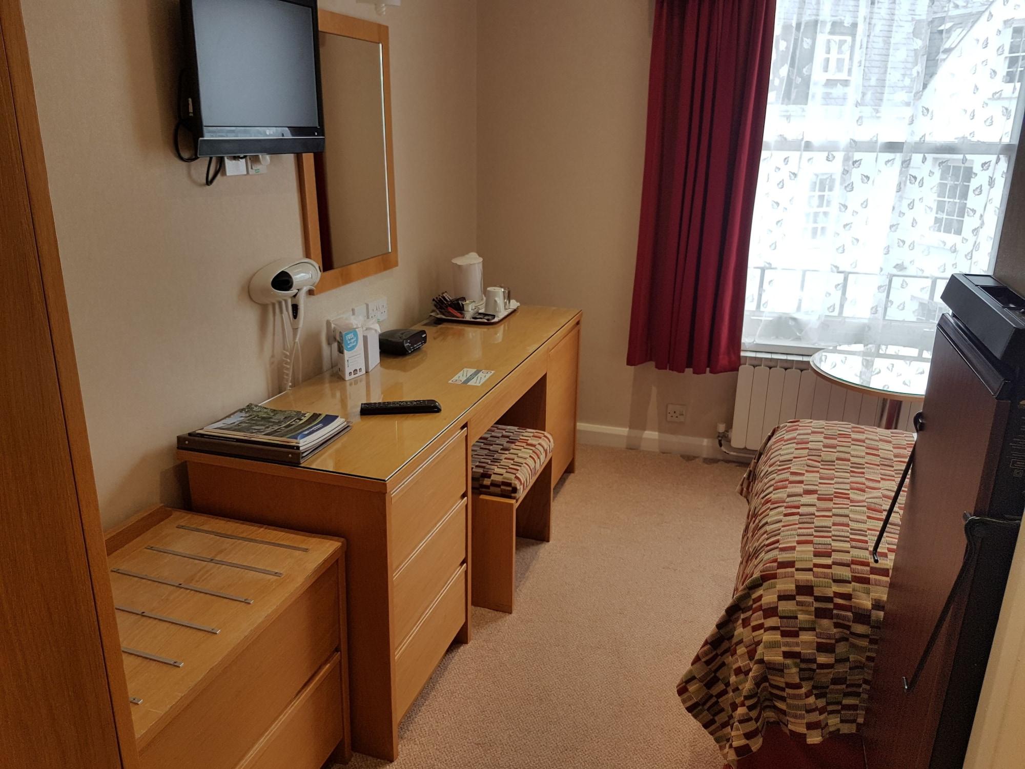 Best Western Moores Central Hotel Saint Peter Port Εξωτερικό φωτογραφία