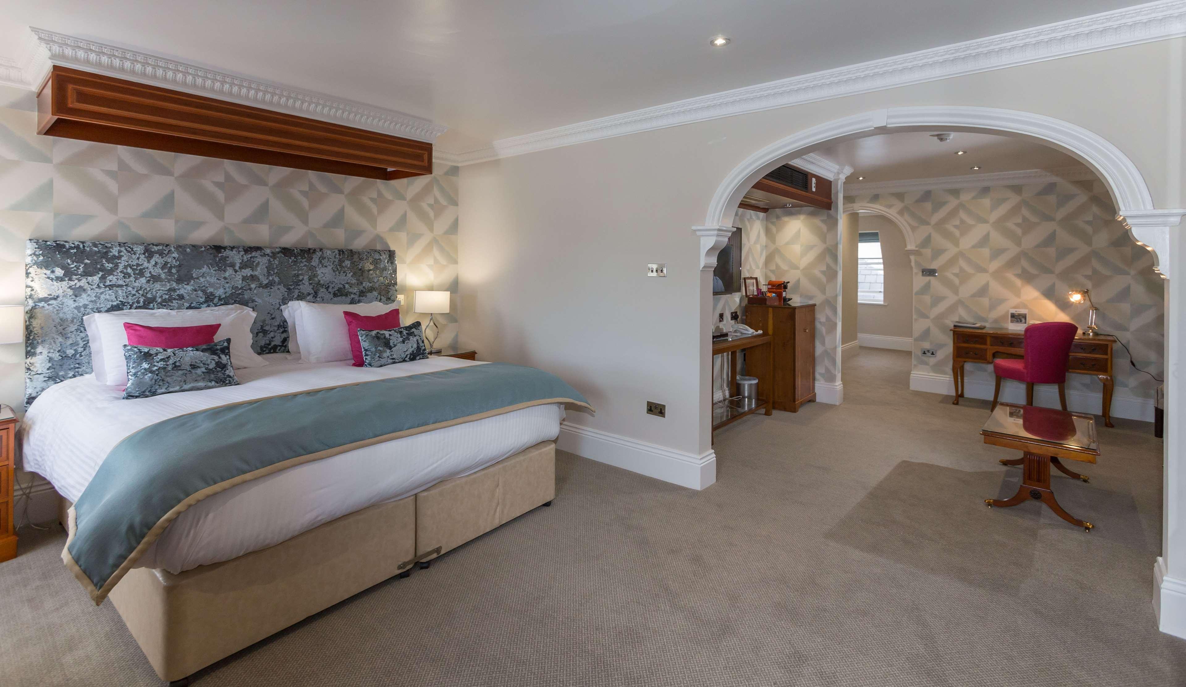 Best Western Moores Central Hotel Saint Peter Port Εξωτερικό φωτογραφία